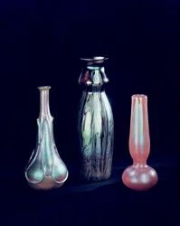 Sammlung von Vasen, möglicherweise Loetz, ca. 1900